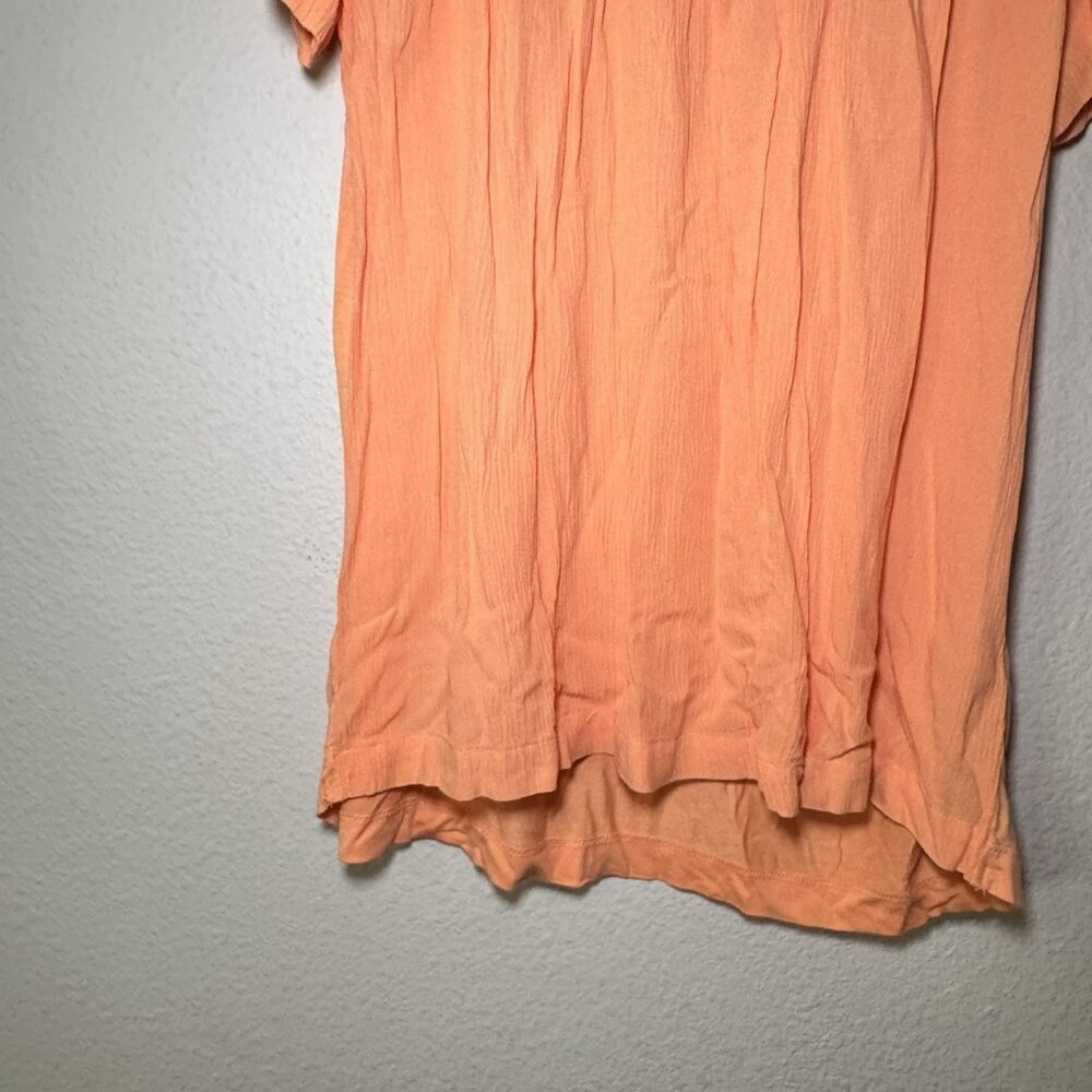 Loft Cutout Bohemian Flutter Sleeve Tee Size Medium Peach Round Neck - Picture 4 of 8